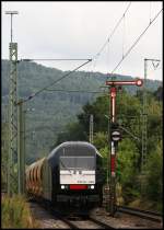 ER 20-009 zog am 12.07.2008 den  Josera-Zug . Abends durchfuhr sie  den Bahnhof Goldshfe in Richtung Crailsheim.