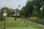 Dann bahnte sich eine berraschung an: Ein Bedarfs-ler rumpelte mit 225 015 und 225 007 an der Spitze, ber die Weichen-Verbindungen von Friedrichshafen her, ber die Verzweigung Lindau-Aeschach nach Lindau-Reutin.
20.08.08