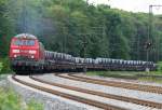 Die 225 020-7 & 225 109-8 dieseln Coils durch Duisburg Neudorf am 25.05.2010