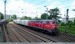 225 018 mit Spritzzug in Wuppertal-Elberfeld.