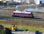 CLR NoHAB 227 004-9 ( 9280 1227 004-9 D-CLR ) auf der Durchfahrt in Gera am 19.2.2025. Standort Hochhaus