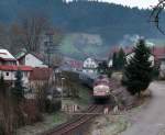 My 1142 und 1138 der Strabag mit dem DLr 91821 (Alpirsbach-Hausach) am 27.