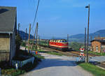 228 786 vor dem N 14710 am 05.05.1995 bei Siegelbach.