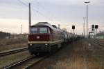 231 012 WFL mit Kesselwagenzug am 18.12.2013 in Rathenow