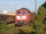 232 602-3 dahinter 232 456-4 beide DB Cargo abgestellt in Dresden-Hafen (18.09.2003)