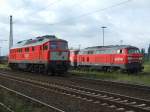 232 201 und 225 011 mit 225 028 am 26.7.09 in Duisburg-Bissingheim