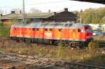 232 618 kommt, am 08.11.2006, als Lz vom Stahlwerk Brandenburg im Hauptbahnhof Brandenburg an.