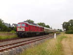 DB 232 241-0 mit dem Lr 16990 von Erfurt Gbf Ost nach Kleinfurra, am 10.06.2018 in Ringleben-Gebesee.