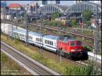 Berlin-Warschau-Express passenderweise an der Warschauer Strae in Berlin, gezogen von 232 144 am 21.09.06.