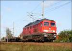 232 571-0 kommt mit einem Gterzug aus Rostock Seehafen, kurz vor dem Hbf Stralsund.