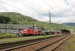232 388-9 wartet in Probstzella am 19.08.15 auf das Ansetzen der Schublok 151 125-2.