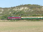 EBS 132 334-4 als Schlusslok am DPE 1870  Marienberger Käferzug  von Marienberg nach Naumburg (S) Hbf, am 31.08.2019 bei Schulpforte.