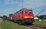 233 232 wurde am 12.09.15 zusammen mit den beiden Nohabs der CLR im Hafen Magdeburg ausgestellt.