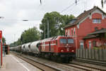 HGK DE 13 rollte aus Köln kommend in den Bahnhof von Rommerskirchen ein.
Nach einem Fahrtrichtungswechsel ging es weiter nach Bergheim-Niederaußem.
Aufnahmedatum: 2. Juli 2011.