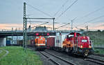 261 040-0 zieht einen Containerzug Richtung Burchardquai/Hamburg,zur Verschiffung nach Uebersee,aus dem drittgrössten Containerhafen Europas.Bild 21.9.2017