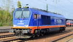 Raildox GmbH & Co. KG, Erfurt [D] mit ihrer VOITH MAXIMA 40 CC [NVR:  92 80 1264 002-7 D-RDX ] am 24.09.19 Durchfahrt Bahnhof Flughafen Berlin Schönefeld. 