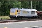 Maxima 40CC, SGL V500.06 (1264 006-8 D-SGL) bei der Sonntagsruhe 28.7.2013 unter einer Straenbrcke im Stolberger (Rheinl.) HBF.