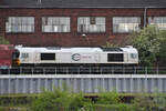 Die Diesellokomotive 247 011-0 war Anfang Mai 2021 in Duisburg-Wanheimerort zu sehen.
