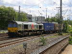 Die Class 66 DE6309 von DLC Railways kommt aus Richtung Montzen/Belgien mit einem Containerzug aus Zeebrugge-Ramskapelle(B) nach Milano(I) und fährt in Aachen-West ein. Aufgenommen an der Montzenroute am Gemmenicher-Weg. 
Bei Sonnenschein am Mittag vom 20.5.2017.