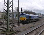 Die Class 66 653-03 von HSL kommt als Lokzug aus Montzen(B) nach Aachen-West und fährt in Aachen-West ein.