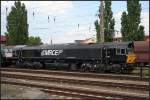 MRCE 266 120-5 auf einem Abstellgleis. Die Lok ist zur Zeit nicht vermietet (JT-10 / 653-10, NVR-Nummer 9280 1266 120-5 D-DISPO, gesehen Frankfurt/Oder 30.06.2010)