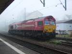 DE 670 (Class 66) am 8.10.05 in Worms bei Nebel abgestellt.
