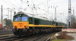 Drei Class 66 29002/V269,PB17 und PB01 alle drei von der Rurtalbahn-Cargo fahren als Lokzug von Aachen-West nach Montzen-Gare(B) bei Nieselregen am 9.3.2013.