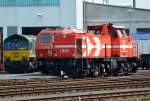 MaK DE 1002 (272 023-9) der HGK-Nr. DE 85 und sonstiges schweres Gerät (u.a. Class 66) in Brühl-Vochem - 26.07.2014