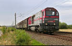 Mit dem Fahrrad von Kassel nach Halle (Saale) | Tag 3 Bernterode–Görsbach
Strecken-km: 91,6

Auf der Rückfahrt zum Novelis-Werk Nachterstedt: Aluminiumzug mit 273 107-3 (Lok 2104 | Vossloh G 2000 BB) konnte westlich von Heringen(Helme) Richtung Sangerhausen fahrend spontan erlegt werden.

🧰 Alpha Trains Belgium NV/SA, vermietet an HappyTrain Fleet Services B.V. (HTFS), im Einsatz für Independent Rail Partner B.V. (IRP)/Lineas Group nv/sa
🕓 17.8.2022 | 17:09 Uhr