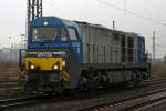 Die DH 752 von HGK (Vossloh) durchfhrt am 28.12.09 Duisburg-Bissingheim