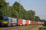 HGK DH 751 fhrt am 4.7.11 mit einem Containerzug durch Ratingen-Lintorf.