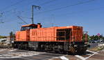 Diese orange MaK G 1206 [NVR-Nummer: 92 80 1275 868-8 D-BUVL], aktueller Mieter? am 02.09.24 Höhe Bahnhof Rodleben.