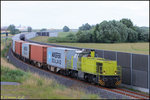 275 119-6 der Locon bei der fahrt mit Ihrem Containerzug vom Jade-Weser-Port ins Binnenland.