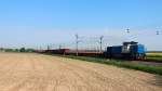 Eine MaK 1700BB (277 005-5) von der PVS fährt mit einem gemischten Güterzug am 29.04.2014 am km45,2 zwischen Peine und Vechelde nahe Sierße durch.