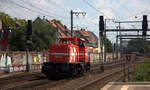 Ein Naschschuss von der DE76 von Rheincargo und sie fährt als Lokzug aus Rommerskirchen nach Köln-Gremberg und kommt aus Richtung Rommerskirchen,Stommeln,Pulheim und fuhr durch