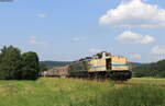 580 008-7 und 151 124-6 im Schlepp mit dem DGS 95111 (Tuttlingen-Immendingen) bei Immendingen 20.7.21