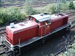 290 371 rangiert an der sdlichen Ausfahrt des RBf Kln- Gremberg. Sie ist die letzte ihrer Art im klassischem Weinrot. Sie soll in absehbarer Zeit ins Museum fahren. 02.09.2006