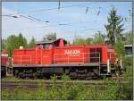 294 610 steht am 04.05.2008 im Rangierbahnhof von Karlsruhe.