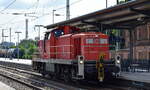 DB Cargo AG, Mainz mit ihrer  294 738-0  (NVR;   98 80 3294 738-0 D-DB ) beim Umsetzen im Bahnhof Ruhland am 26.06.24