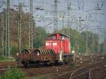 Die Br.294 168-0 fuhr am 4.Oktober 2007 durch den Bahnhof Dortmund Hbf. Sie zog einen Gterwagen, beladen mit 8 Achsen hinter sich her.
