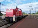 294 665-5 durchfhrt mit leeren Gterwagen am 14.07.2009 Wittlich Hbf.