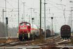 296 042-5 DB mit Güterzug in Köln Gremberg, Februar 2025.