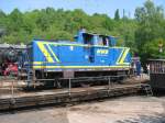 Die  Flanke  der V60, BR 260, in aufflliger Lackierung der Mittelweserbahn am 28.04.2007 auf der Drehscheibe des Eisenbahnmuseum Bochum-Dahlhausen.