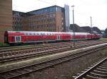 Eine Unbekannte 362 rangiert 2 Destowaggons im Bremer Hbf (25.7.2007