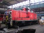 363 424-3 befindet sich im Auftrag von Rallion zur Fahrwerksuntersuchung imn DLW-Meiningen.