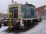 Eine alte BR 364 der RSE vor dem Lokschuppen im Bahnhof Beuel.11.2.10.