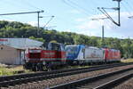 ADAM 16  Hektor  (98 80 3312 101-9 D-BWESA) rangierte am 22.09.2022 in Eisenach die HLG 183 320 und die RHC 185 585.