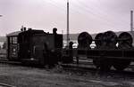 DB-Kleinlok 323 207-1 (Köf II) vor dem Bw Trier, alles wirkte am 24.08.1985 schon etwas ungepflegt.