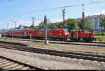 335 131-9 (Köf III) rangiert mit 146 110-2  Baden-Württemberg erfahren  und einigen Doppelstockwagen von DB Regio Baden-Württemberg im Bahnhof Offenburg.
[13.7.2018 | 12:39 Uhr]