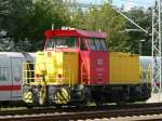 352 002-0 ist eine der wenigen DB-Loks mit individuellem Anstrich.